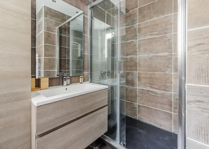 Appartement Charming Near Canal De L'ourcq - Mobility Lease *